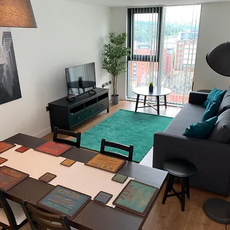 Live It Up In This 14Th Floor Open Plan Apartment With Amazing City Views, Sleeps Up To 6 People! Sheffield Extérieur photo